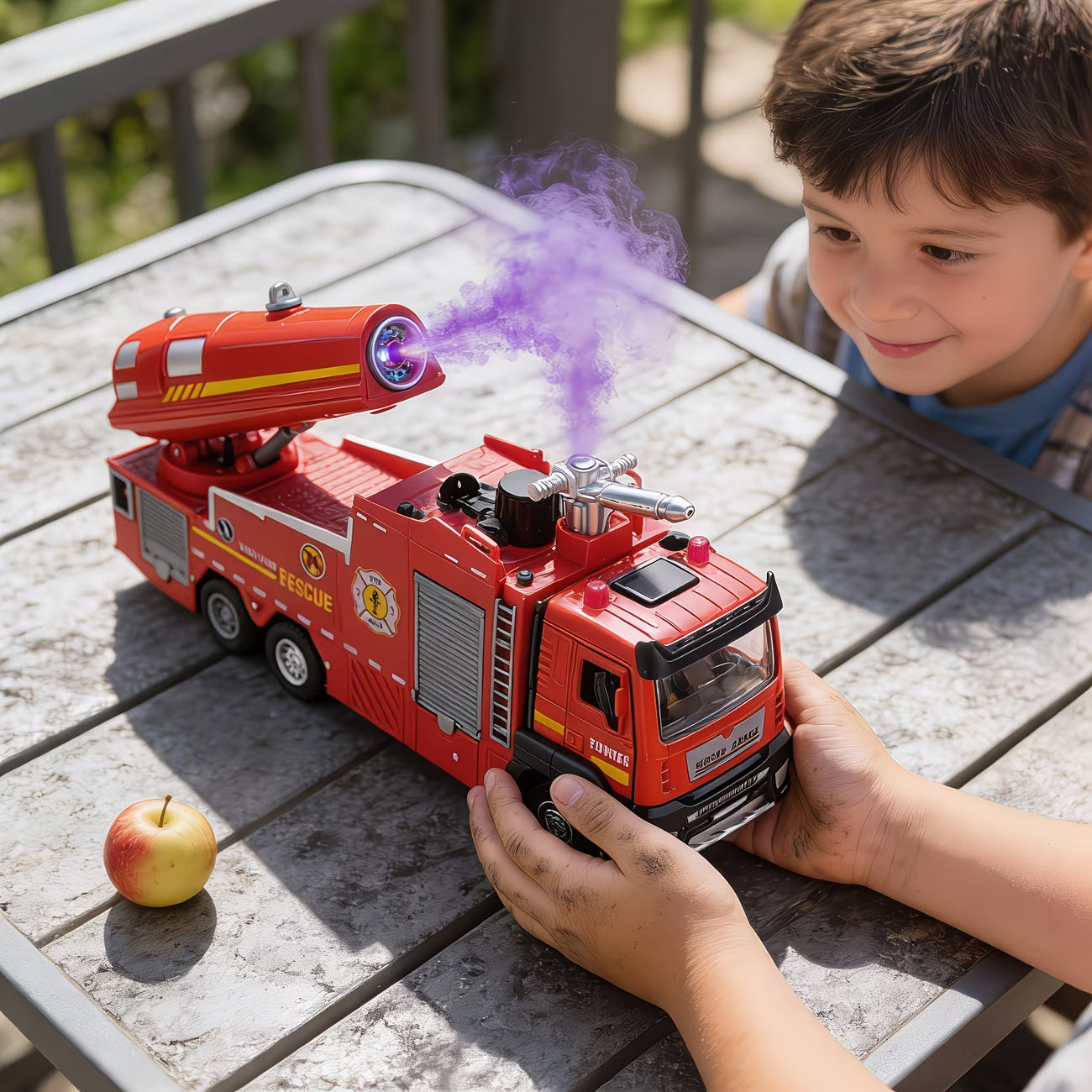 🚒✨ Multifunctional Red Alloy Fire Truck Toy with Water Spray, Mist, Sound & Lights 🚨💦 -🚒✨ لعبة شاحنة إطفاء حمراء متعددة الوظائف مصنوعة من سبيكة معدنية، مزودة برذاذ الماء والضباب والصوت والأضواء 🚨💦